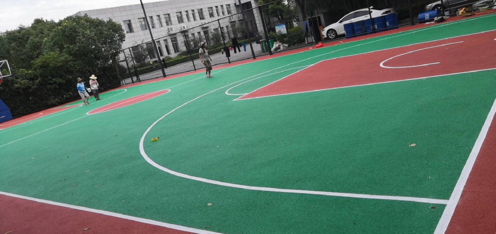 硅PU籃球場(chǎng)裂縫處理方案 硅PU籃球場(chǎng)裂縫處理方案